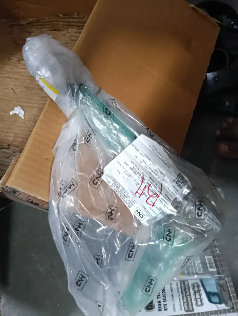 87483070-Steering Knuckle Assy - RH