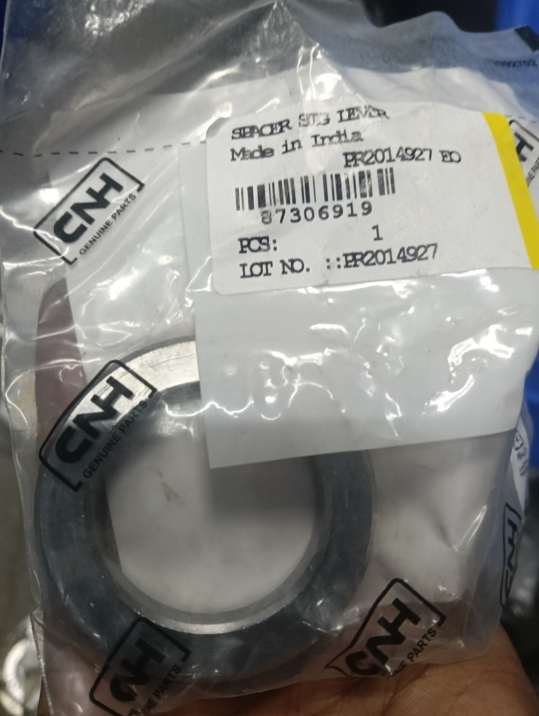 87306919-SSPACER STG LEVER