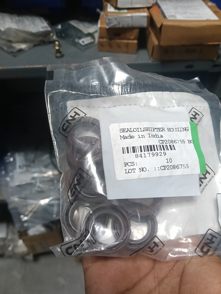 84179929-SEALOILSHIFTER HOUSING