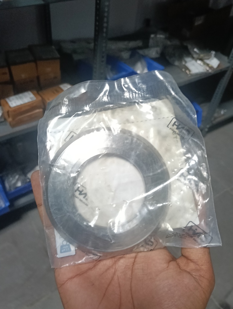 48063145-COVER, OUTER HUB