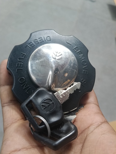 [82824624] 82824624-CAP A -FUEL TANK WIN